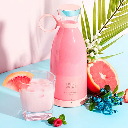 Dailyvra Portable Personal Blender - USB Rechargeable Mini Juice Mixer for Shakes and Smoothies